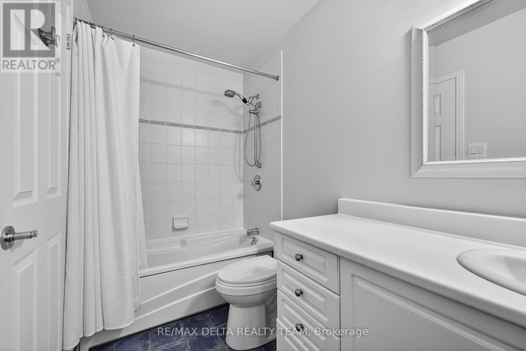 28970170/63-highwood-private/viscount-alexander-park/ottawa/ontario/K1K4X6_22