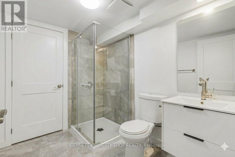 29485107/137-duford-street/vanier/ottawa/ontario/K1L6Z5_8