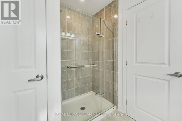 28886310/91-heirloom-street/riverside-southgloucester-glen/ottawa/ontario/K4M0L2_28