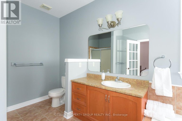 27942991/36-de-la-rive-drive/embrun/russell/ontario/K0A1W0_26