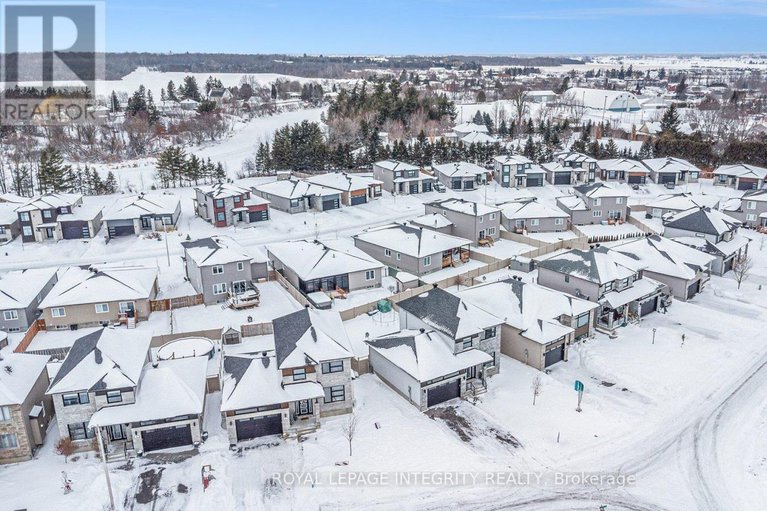 29275498/2-richer-street/north-stormont-finch-twp/north-stormont/ontario/K0A1R0_29