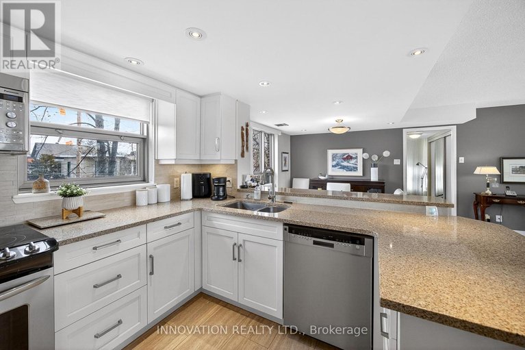 29525639/204-30-charlevoix-street/vanier/ottawa/ontario/K1L8K5_15