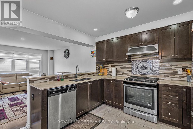28613598/622-parade-drive/stittsville-south/ottawa/ontario/K2S0Y7_9