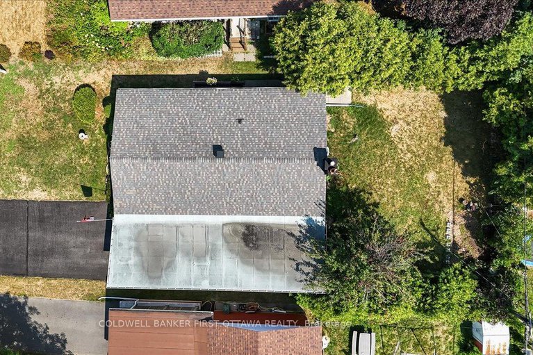 28744577/2146-rushton-road/mckellar-heightsglabar-park/ottawa/ontario/K2A1N7_35