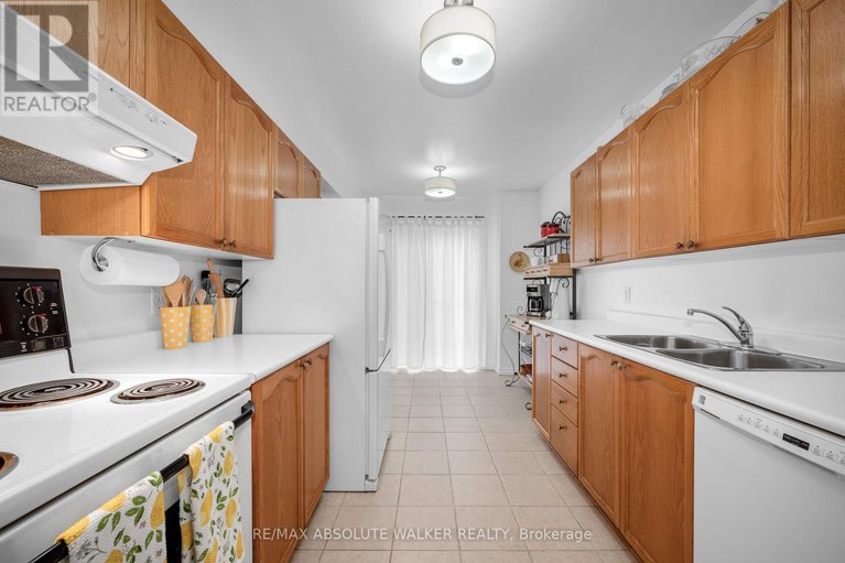 28806490/757-clearcrest-crescent/fallingbrookridgemount/ottawa/ontario/K4A3E7_9