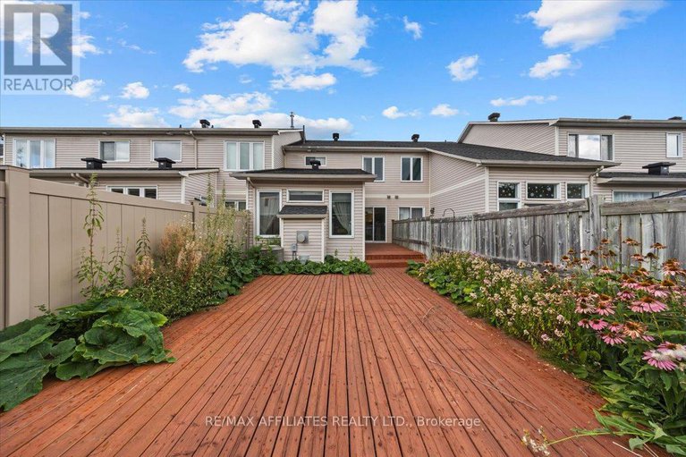 28777669/1639-trenholm-lane/fallingbrookpineridge/ottawa/ontario/K4A4B4_35