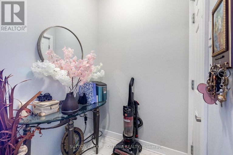 29090103/214-big-dipper-street/riverside-southgloucester-glen/ottawa/ontario/K4M0K5_12