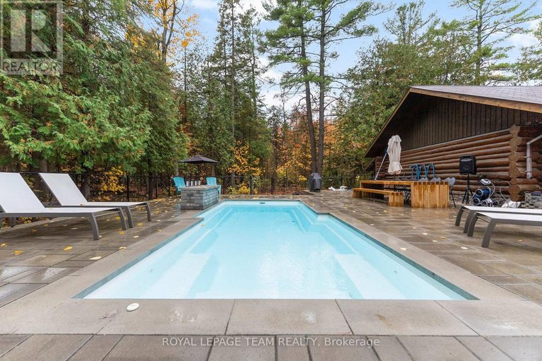 29441818/9-hubertine-gate/remainder-of-stittsville-area/ottawa/ontario/K2S1S5_66