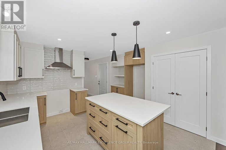 29029811/1117-bronze-lot-105-avenue/clarencerockland-twp/clarence-rockland/ontario/K4K0N4_13