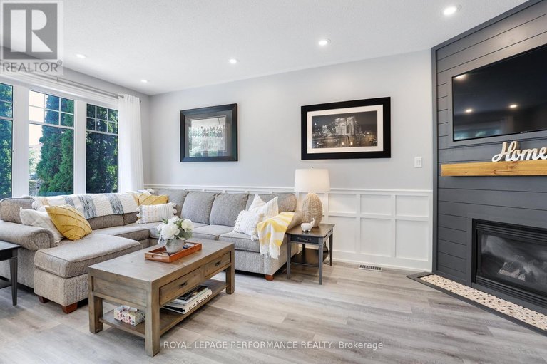 29451850/104-hillman-marsh-way/blossom-parkkemp-parkfindlay-creek/ottawa/ontario/K1T0B1_19