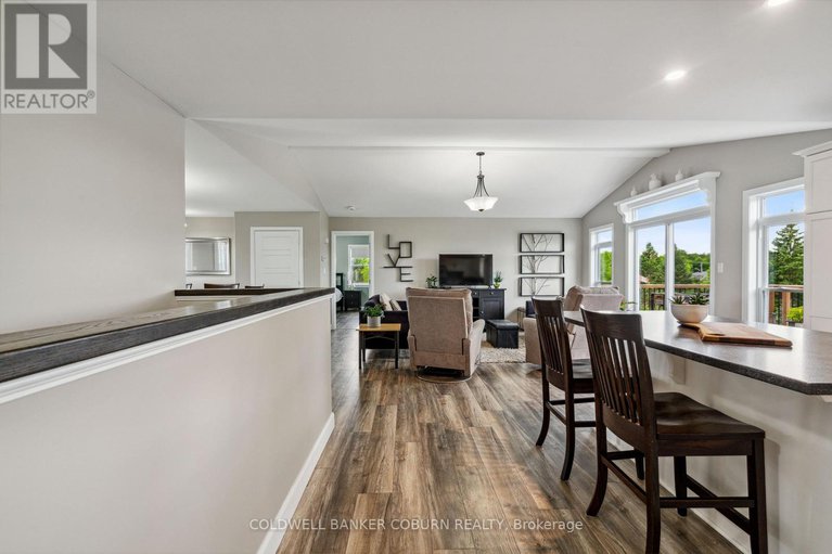 28414088/3-rachelle-crescent/north-grenville-twp-kemptville-south/north-grenville/ontario/K0G1T0_16