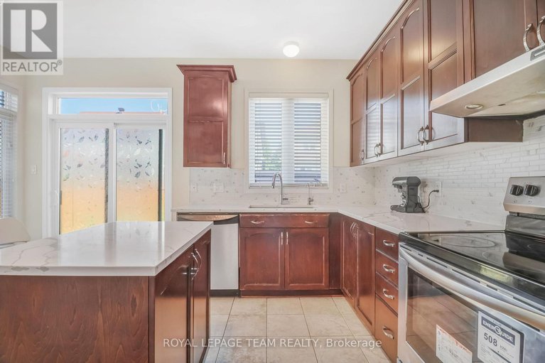 28552725/204-applecross-crescent/morgans-grantsouth-march/ottawa/ontario/K2K0C7_22