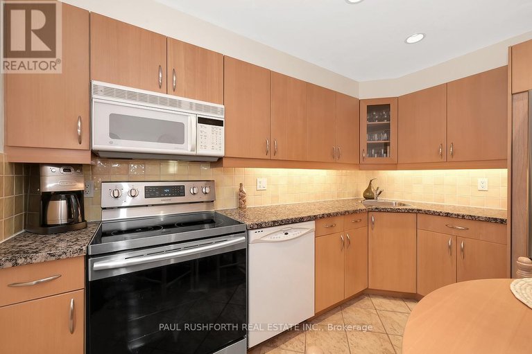 29578734/1400-lassiter-terrace/beaconwood/ottawa/ontario/K1J8N3_12