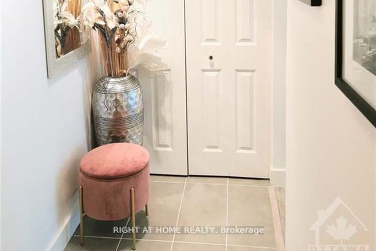 28785158/709-242-rideau-street/sandy-hill/ottawa/ontario/K1N0B7_6