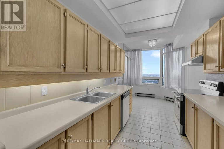28921400/2204-1480-riverside-drive/riverview-park/ottawa/ontario/K1G5H2_19