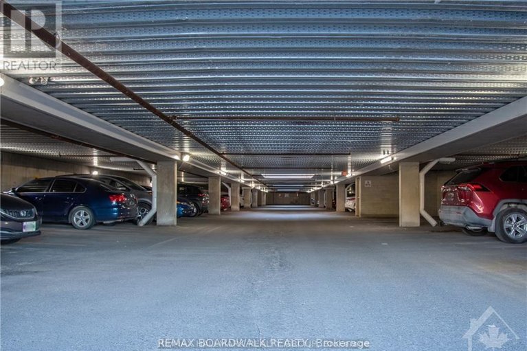 29677906/117-3265-st-joseph-boulevard/bilberry-creekqueenswood-heights/ottawa/ontario/K1E3Y2_30