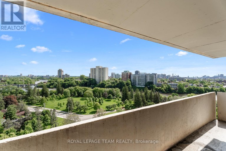 28417377/1508-40-landry-street/vanier/ottawa/ontario/K1L8K4_27