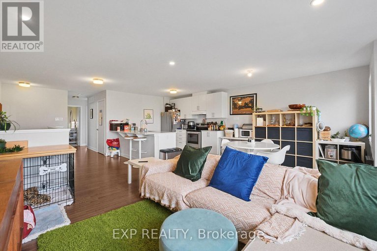 28611838/6323-perth-street/btwn-franktown-rd-fallowfield-rd/ottawa/ontario/K0A2Z0_27