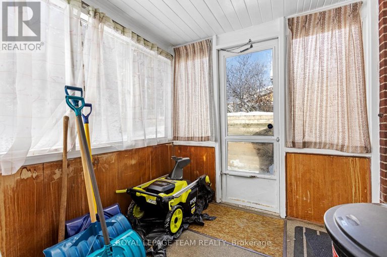 29327358/242-fairmont-avenue/civic-hospital/ottawa/ontario/K1Y1X9_32