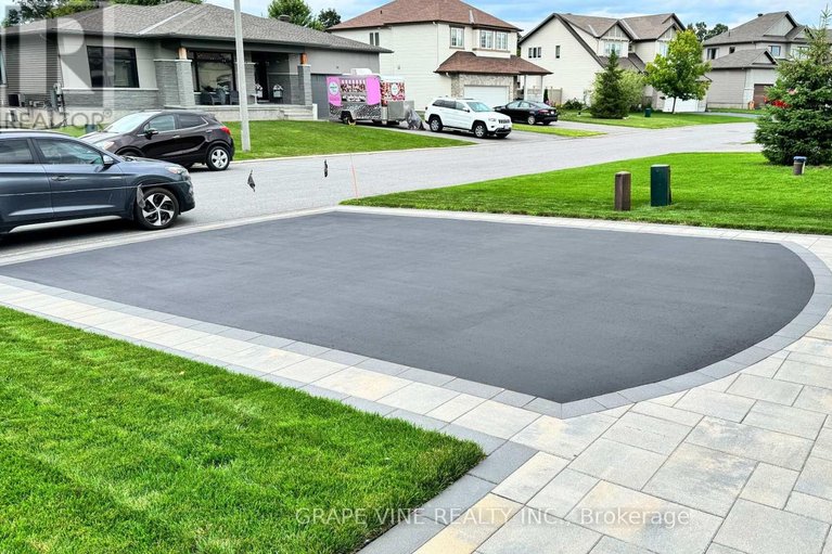 29498089/55-dr-neelin-drive/richmond/ottawa/ontario/K0A2Z0_43