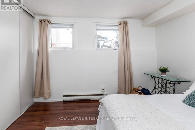 29466721/54-1316-greenbank-road/redwood-park/ottawa/ontario/K2H8X6_25