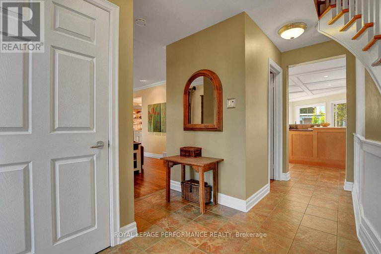 28895851/6-sellers-way/arlington-woods/ottawa/ontario/K2H7Y4_3
