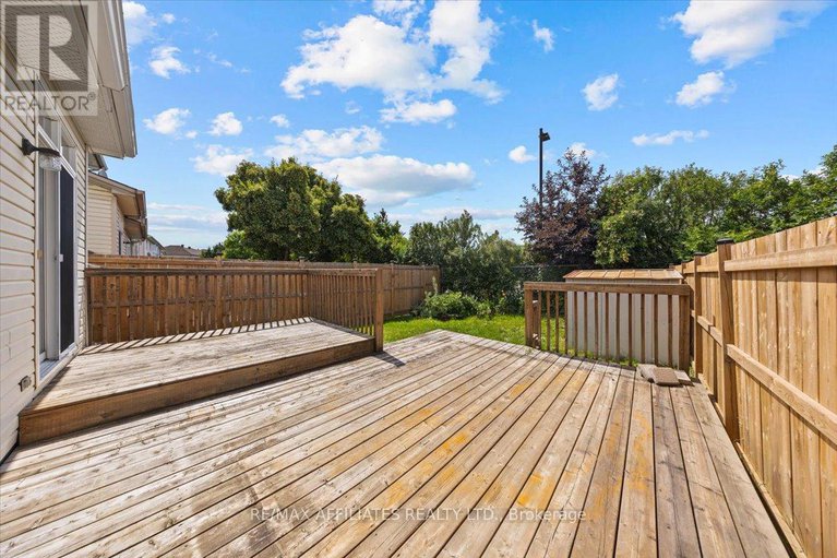 28647317/1510-duplante-avenue/fallingbrookpineridge/ottawa/ontario/K4A3Y8_36