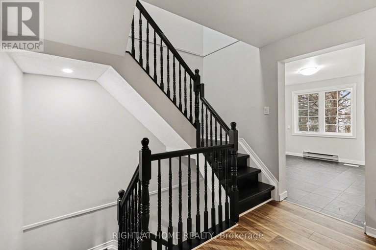 29682834/29-26-wrenwood-crescent/centrepointe/ottawa/ontario/K2G5V5_5