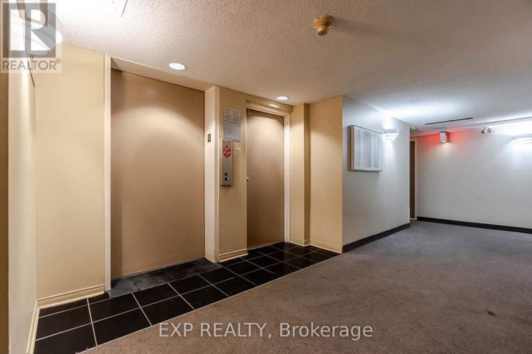 28629661/211-202-hinchey-avenue/mechanicsville/ottawa/ontario/K1Y1L7_4