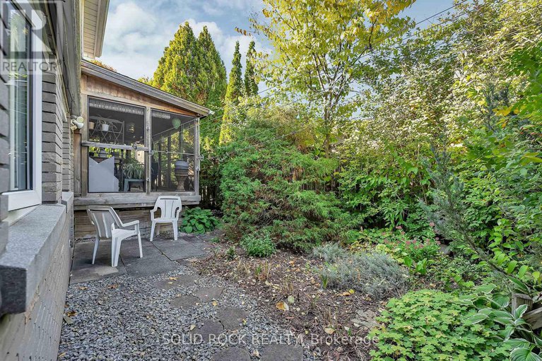 28964085/471-tillbury-avenue/laurentianview/ottawa/ontario/K2A0Y6_29