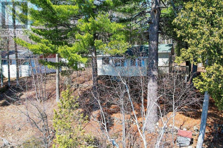 29631097/22-beckwith-street-south/smiths-falls/ontario/K7A2A8_28