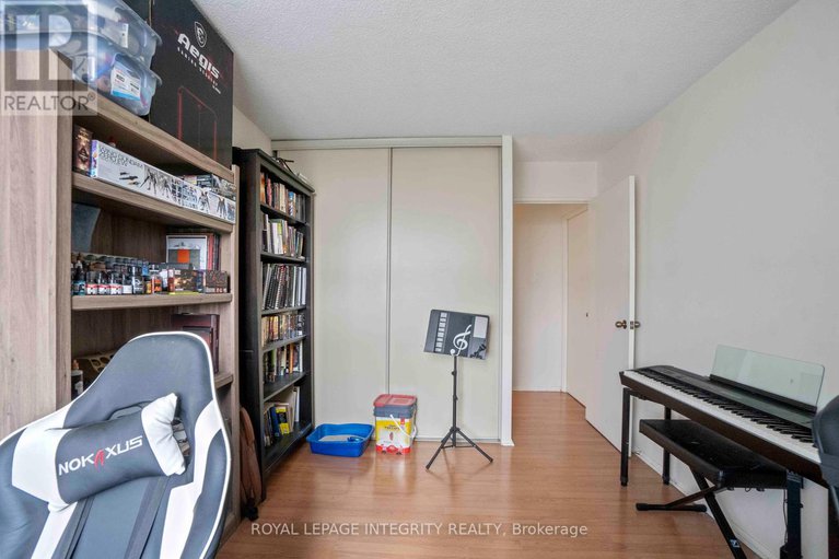 28856484/1003-1785-frobisher-lane/riverview-park/ottawa/ontario/K1G3T7_9