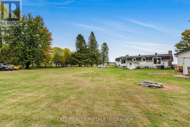 28913280/1895-clark-road/clarencerockland-twp/clarence-rockland/ontario/K4K1K7_31