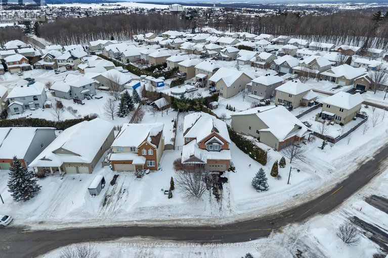 29364822/313-quartz-avenue/town-of-rockland/clarence-rockland/ontario/K4K0A2_47