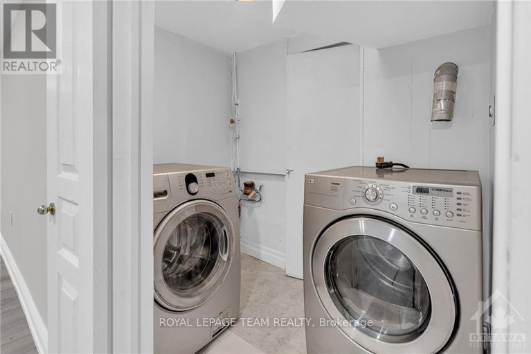 27664923/2196-lenester-avenue/mckellar-heights/ottawa/ontario/K2A1L5_23