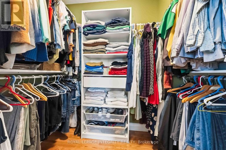 29595161/30-longden-place/bridlewood/ottawa/ontario/K2M1V2_26