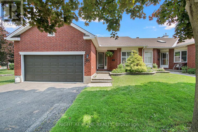 28554308/101-darlington-private/hunt-clubwestern-community/ottawa/ontario/K1V0X8_1