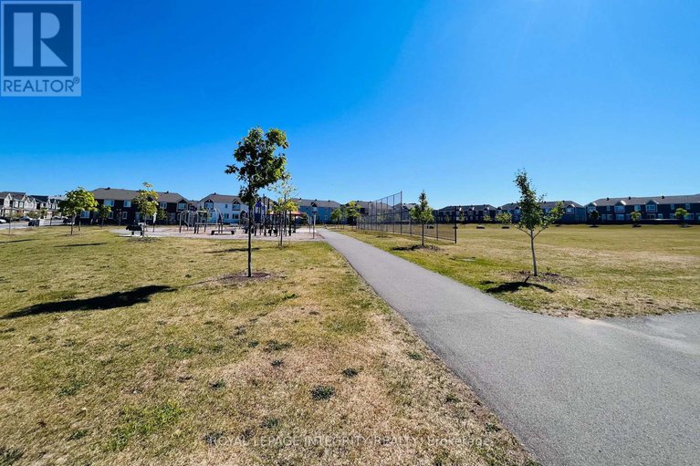 28795491/324-canadensis-lane/half-moon-bay/ottawa/ontario/K2J6X8_42