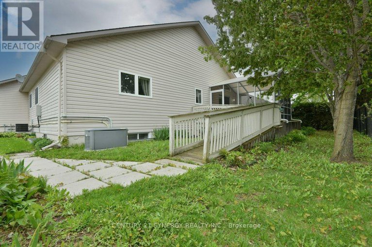 28142174/145-vaughan-street/almonte/mississippi-mills/ontario/K0A1A0_42