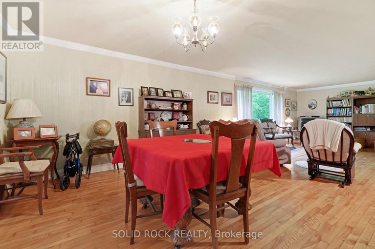 28369981/7725-lawrence-street/vernon/ottawa/ontario/K0A3J0_14