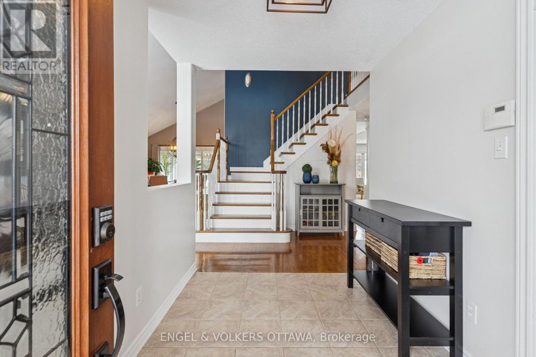 29377560/76-frontenac-boulevard/embrun/russell/ontario/K0A1W0_2