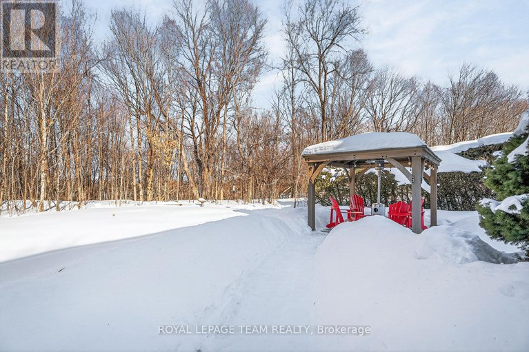 29413398/729-ludgate-court/beaconwood/ottawa/ontario/K1J8K8_38