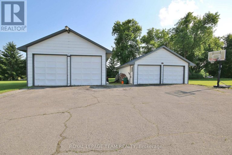 28403299/1456-meadow-drive/greely/ottawa/ontario/K4P1B1_4