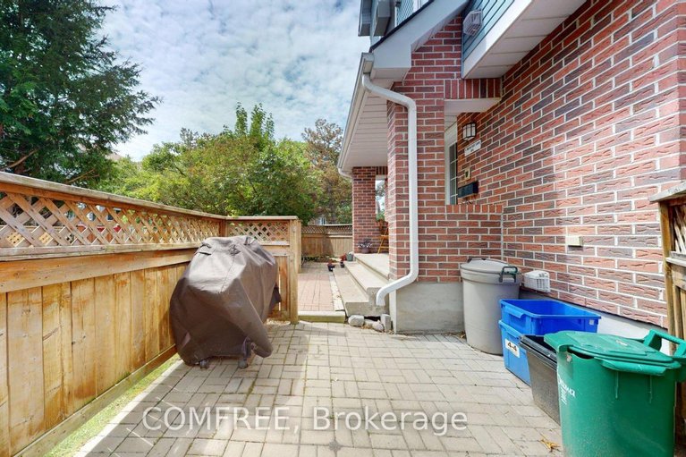 28543970/4-4-waterfall-lane/westcliffe-estates/ottawa/ontario/K2H9M9_15