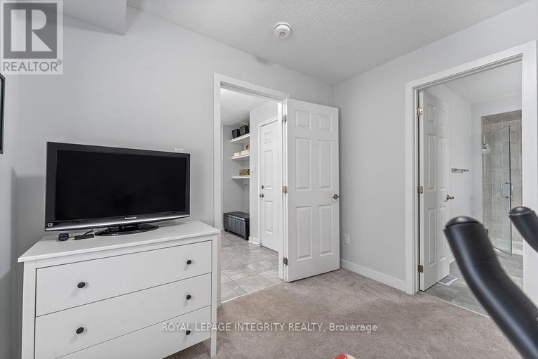 28815932/911-nova-private/half-moon-bay/ottawa/ontario/K2J7B3_7
