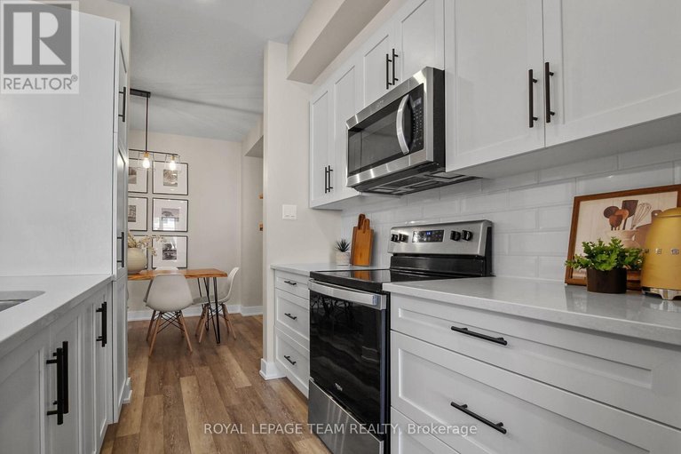 29658061/506-edenwylde-drive/remainder-of-stittsville-area/ottawa/ontario/K2S2K4_17