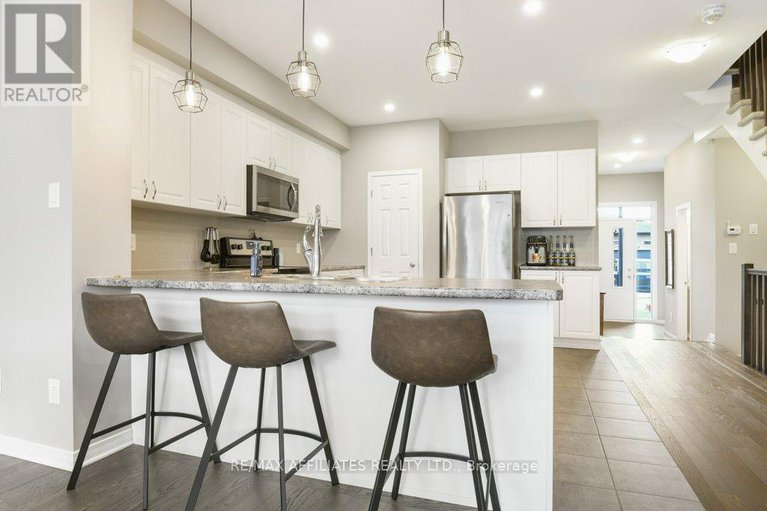 28576787/80-riddell-street/carleton-place/ontario/K7C0J8_13