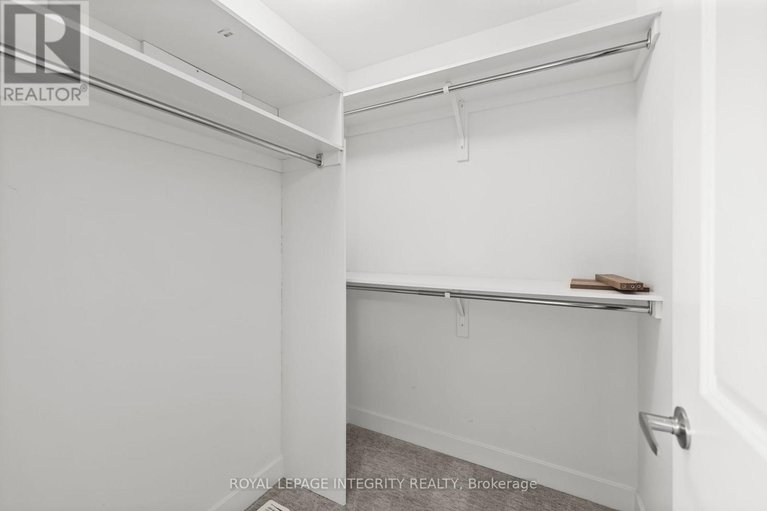 29609926/744-cope-drive/stittsville-south/ottawa/ontario/K2S2P8_32