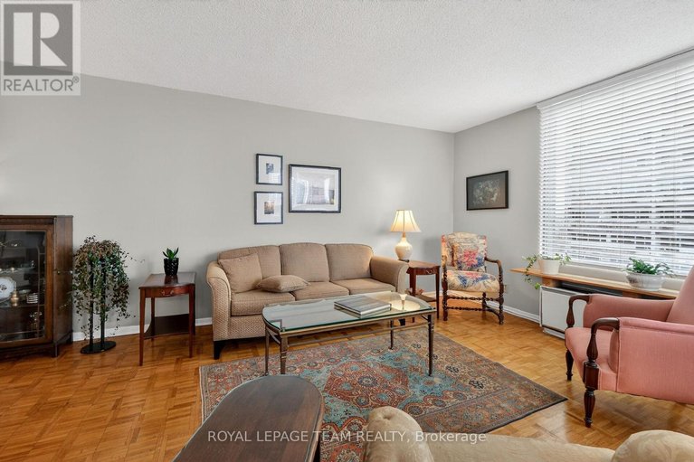 29467731/601-40-arthur-street/west-centre-town/ottawa/ontario/K1R7T5_11