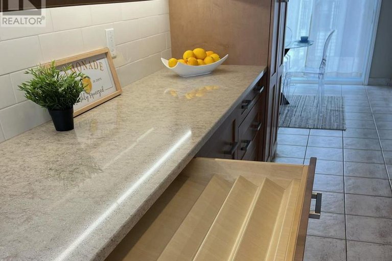 29444898/49-vesta-street/cedargrovefraserdale/ottawa/ontario/K2J3Z1_24